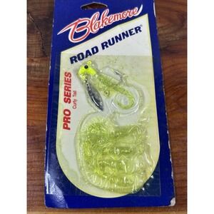 Road Runner Pro Series Curly Tail Jig w/Spinner, 1/8 oz Ringed Dilly Lure Rainbo